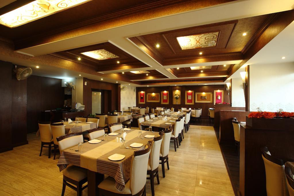 Surya Royal Hotel Kota (Rajasthan) Exterior foto