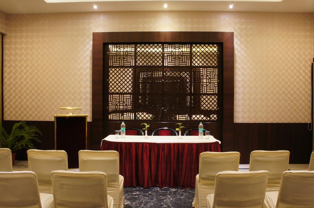 Surya Royal Hotel Kota (Rajasthan) Exterior foto